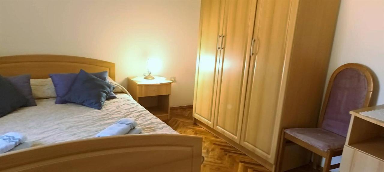 apartmani DIMIĆ Supetar Bagian luar foto