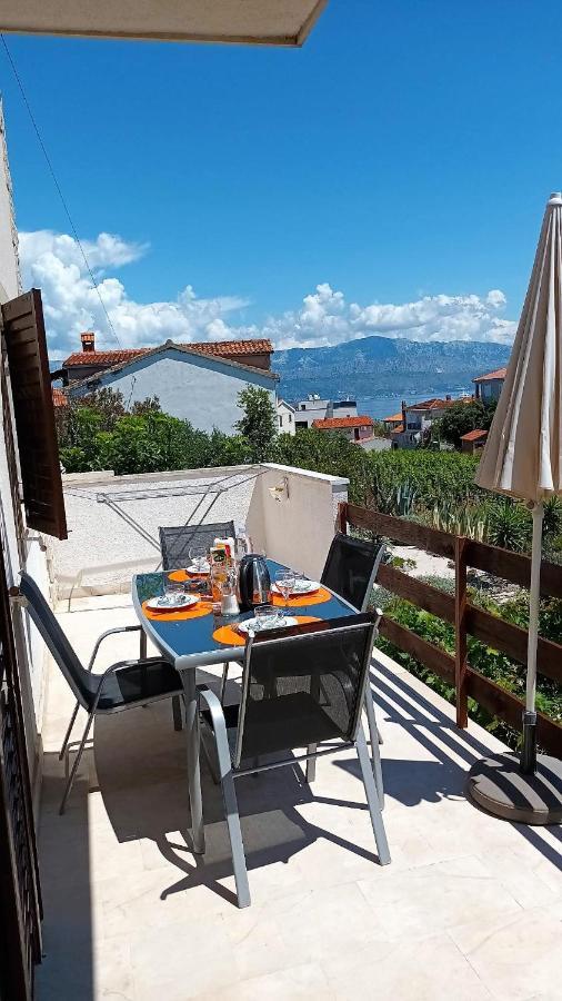 apartmani DIMIĆ Supetar Bagian luar foto
