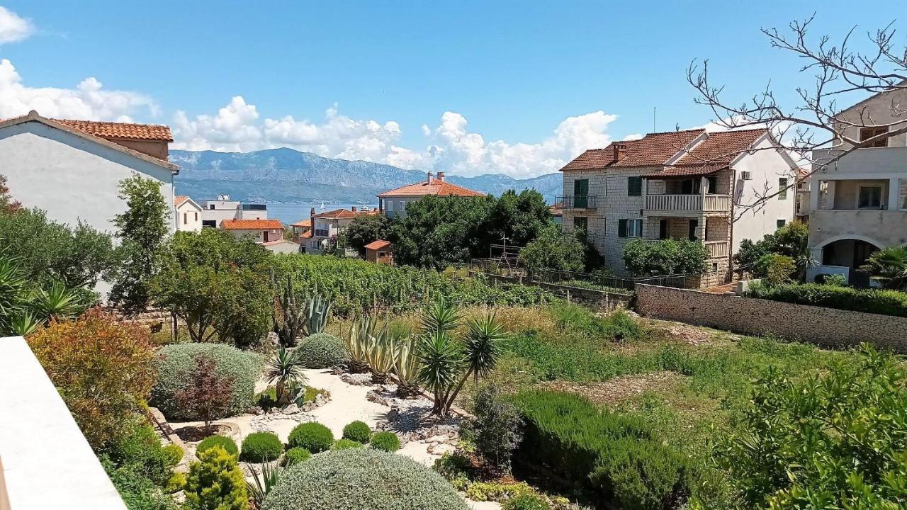 apartmani DIMIĆ Supetar Bagian luar foto