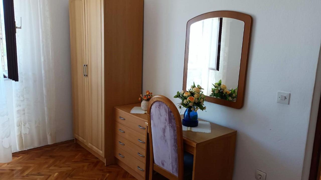 apartmani DIMIĆ Supetar Bagian luar foto